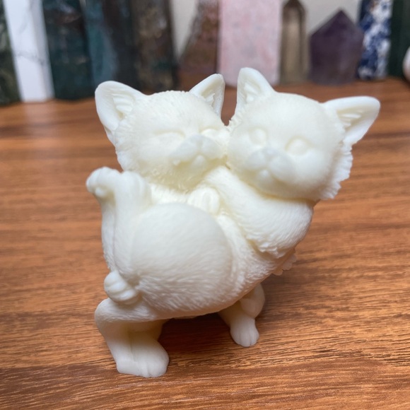 Ivory Nut Cat Carving - Picture 6 of 6